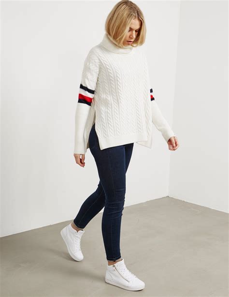 tommy hilfiger ladies jumper.